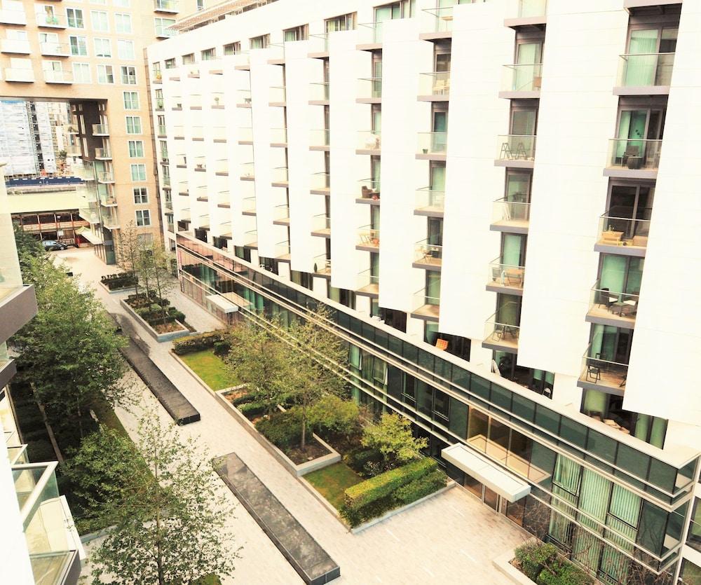 Zen - Excel O2 Arena Hotel 4*