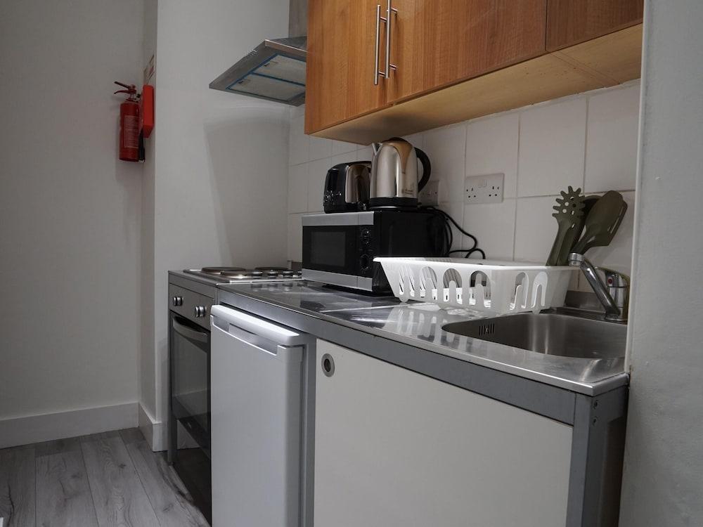Queen Park Apartment London