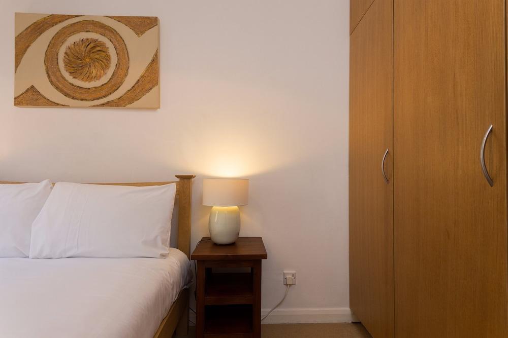 1 Bedroom In Notting Hill Accommodates 2