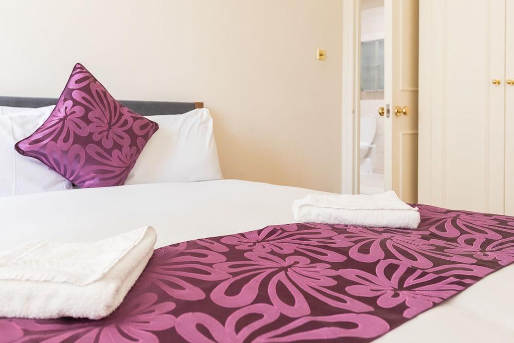 Belgravia - Grosvenor Gardens Hotel
