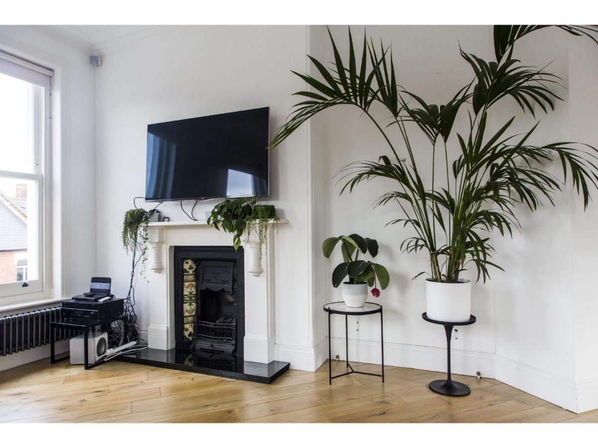 Apartment Modern In Hampstead For 4