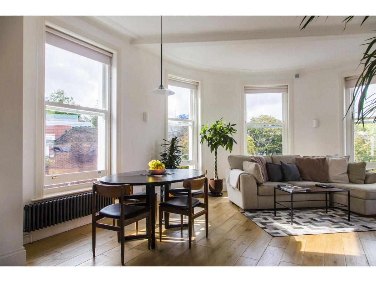 Modern In Hampstead For 4 * London