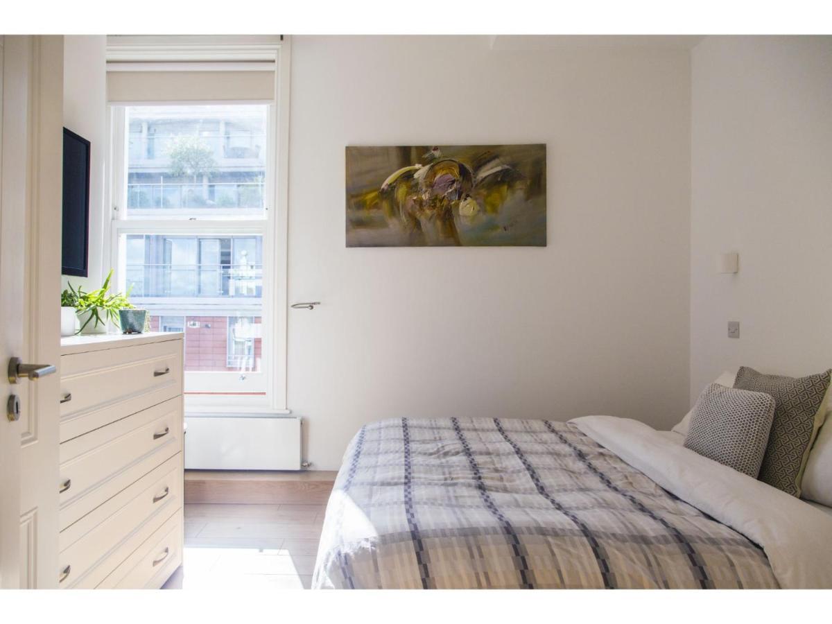 Modern In Hampstead For 4