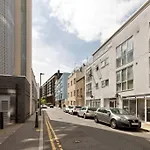 Stunning 1 bed Canal View - Bethnal Green - London