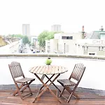 Bright, Modern 2BD in Maida Vale