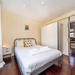 Pass The Keys - Holborn Apartment Close To Everything