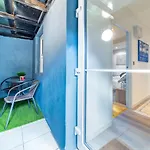 LUXURY BOUTIQUE 2 BED APARTMENT - STATION 1 min WALK