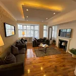 Beauchamp place Knightsbridge