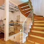 NEW Stunning 5BD Kensington House