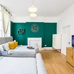 Pimlico Hub