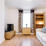 Fabulous 2 Bedroom Apartment In London Bridge