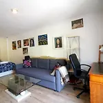 Central Fulham Apartment Near Tube