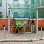 Holiday Inn Express London-Swiss Cottage