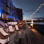 Doubletree By Hilton London - Docklands Riverside