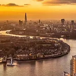 Doubletree By Hilton London - Docklands Riverside