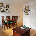 Cozy Flat London
