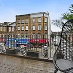 Hampstead Opulence Apartment - Luxurious Split Level Property