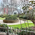 2 Bedroom Apartment Near Olympic Park With Free Parking