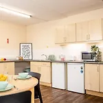 Lovely Ensuite Room With Shared Kitchen Greenwich