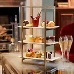 100 Queens Gate Hotel, Curio Collection By Hilton