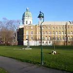 1 Bed Flat In The Heart Of London