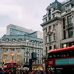 Oxford Circus Chic Modern Flat For 4