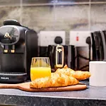 Oxford Circus Chic Modern Flat For 4