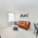 Three Bedrooom Flat In Heart Of London