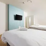 Charmstay Shepherds Bush