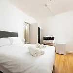 Charmstay Shepherds Bush