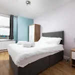 Charmstay Shepherds Bush