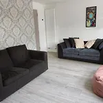 #7 Prime London Living Location