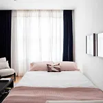 Superb Apartment Next To Hyde Park