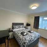 Kensal Lodge 2 Guest House