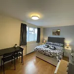 Kensal Lodge 2 Guest House