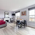 Charming New 1Br Flat Wterrace, Shepherd\'S Bush