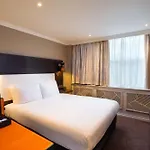 Doubletree By Hilton London Ealing