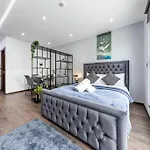 Serviced Apartment Golders Green Near Central London- 3