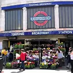 Central Studio Apartment London 7