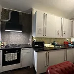 5 Minutes From Hyde Park And Oxford Street 5 Bedrooms Apartment In Central London