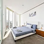 Luxury High-Rise 21St Floor 2 Bedroom 2 Bath Flat