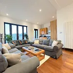 Kensington Premium Three Bed Suites