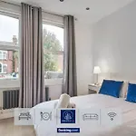 Last-Minute Escape L Exclusive Offer L Delightful 2-Bedroom Apartment In Tufnell Park L Sleeps Up To 5 Guests L By Live London Short Lets & Serviced Accommodation L