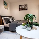 Studio Flat In Stepney-Limehouse - Central London
