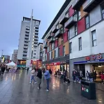 The Wembley Escape, Modern Stays, Big City Vibes