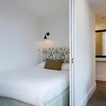 Veeve - A Sumptuous Studio