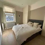 Stunning 2 Bed Apartment Fulham