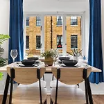 Quirky Canary 2Bed, Free Parking, Smart Tv & Games