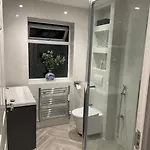 River Thames Hideaway
