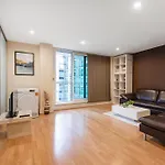 Compact Flat With A River View Close To Big Ben